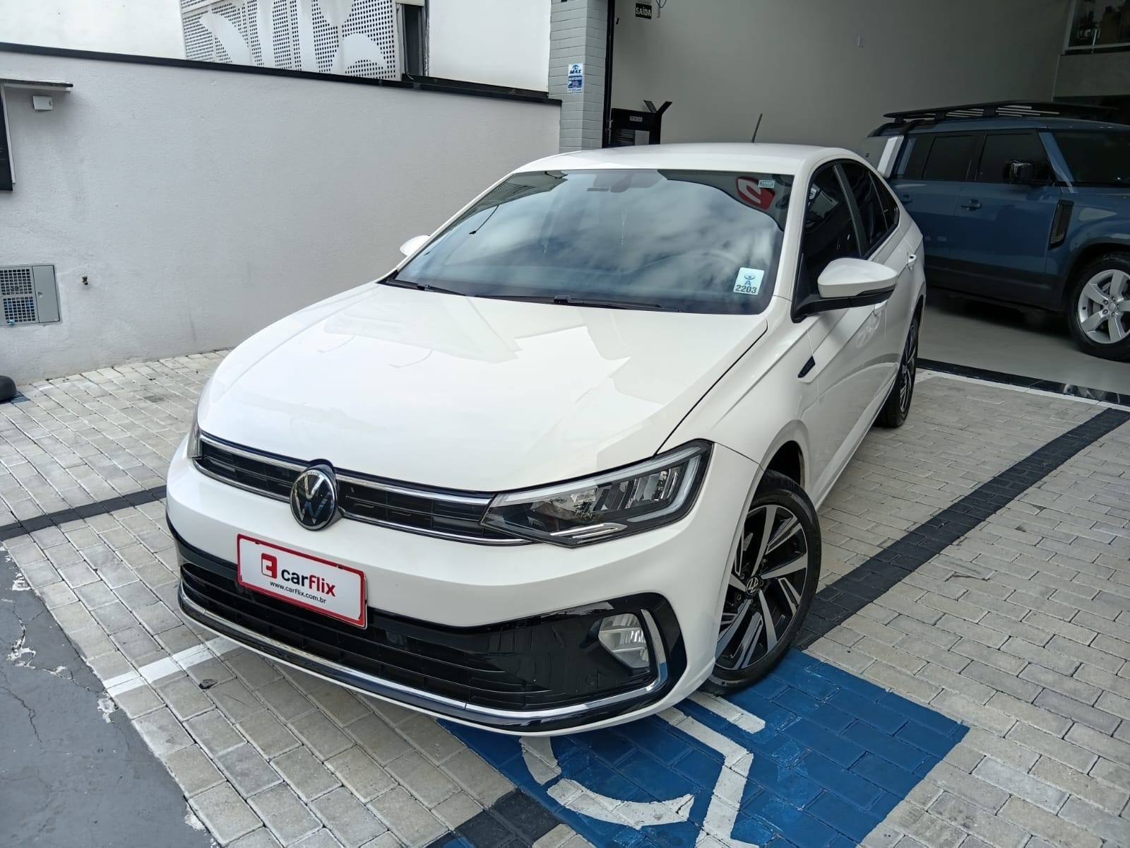VOLKSWAGEN VIRTUS 1.0 200 TSI HIGHLINE AUTOMÁTICO