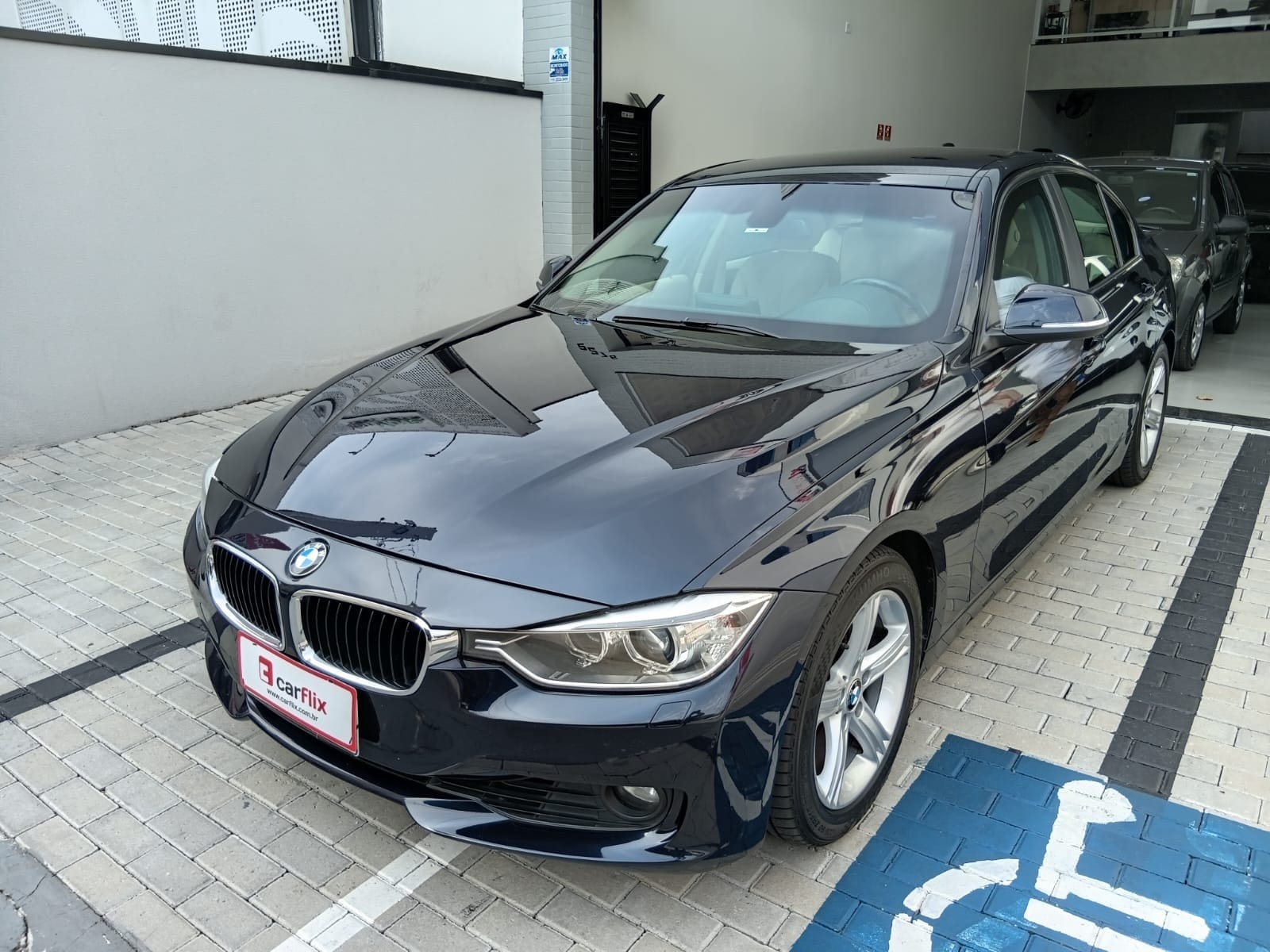 BMW 320i 2.0 16V TURBO GASOLINA 4P AUTOMÁTICO