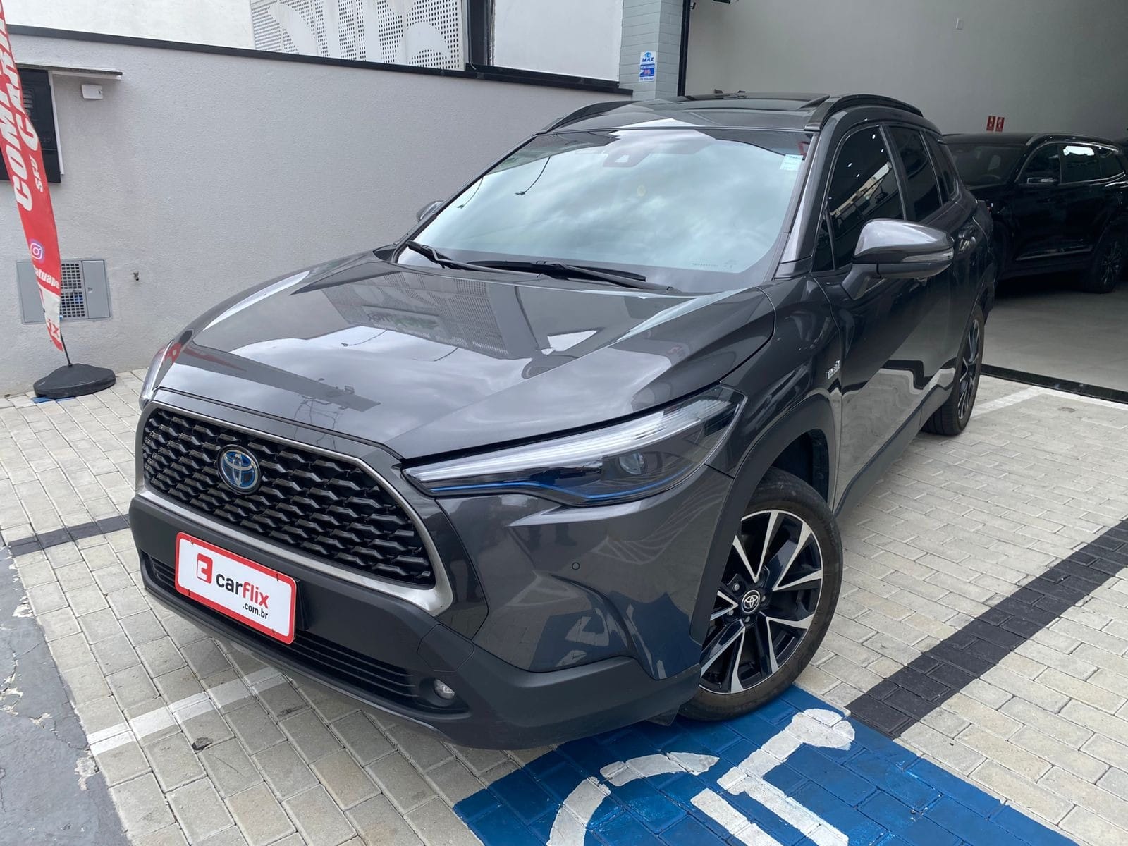 TOYOTA COROLLA CROSS 1.8 VVT-I HYBRID FLEX XRX CVT