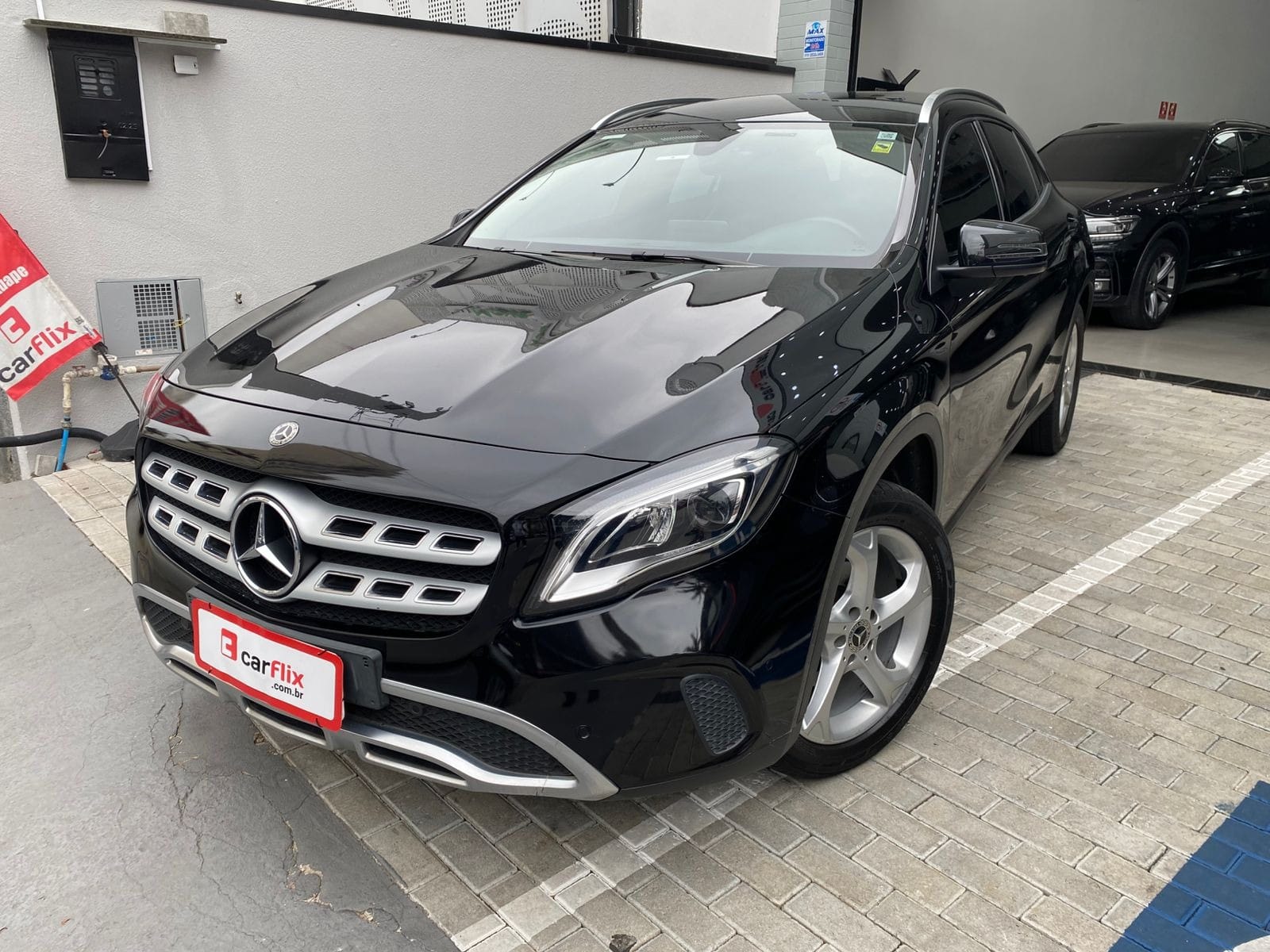 MERCEDES-BENZ GLA 200 1.6 CGI FLEX ADVANCE 7G-DCT